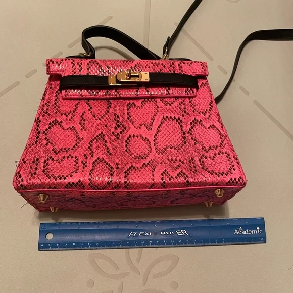 Pink Snakeskin Crossbody Purse - Picture 6 of 9